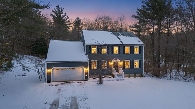 18 Lorri Rd, Derry, NH 03038