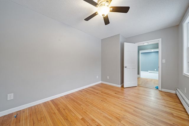 18 Lorri Rd, Derry, NH 03038