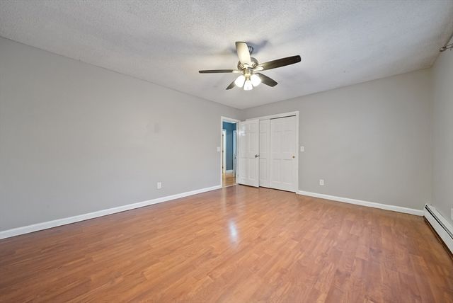 18 Lorri Rd, Derry, NH 03038