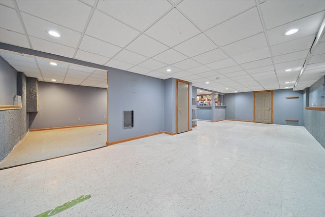 18 Lorri Rd, Derry, NH 03038