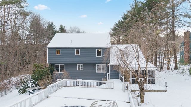 18 Lorri Rd, Derry, NH 03038