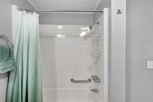 231 ESTRADA, North Port, FL 34287