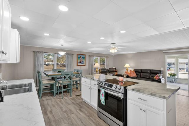 231 ESTRADA, North Port, FL 34287