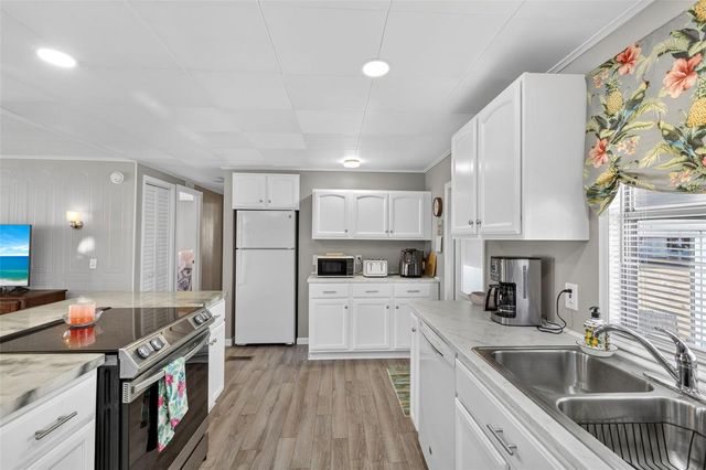 231 ESTRADA, North Port, FL 34287