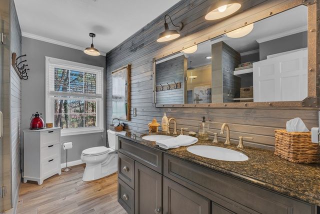 1439 Thomas Cir, Cookeville, TN 38506