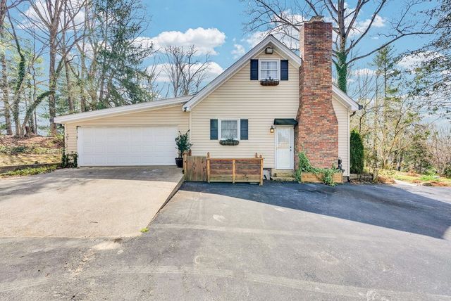 1439 Thomas Cir, Cookeville, TN 38506