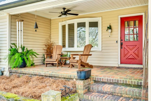 1439 Thomas Cir, Cookeville, TN 38506