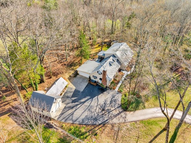 1439 Thomas Cir, Cookeville, TN 38506