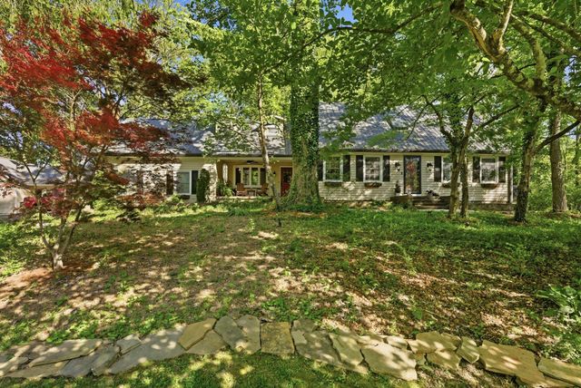 1439 Thomas Cir, Cookeville, TN 38506