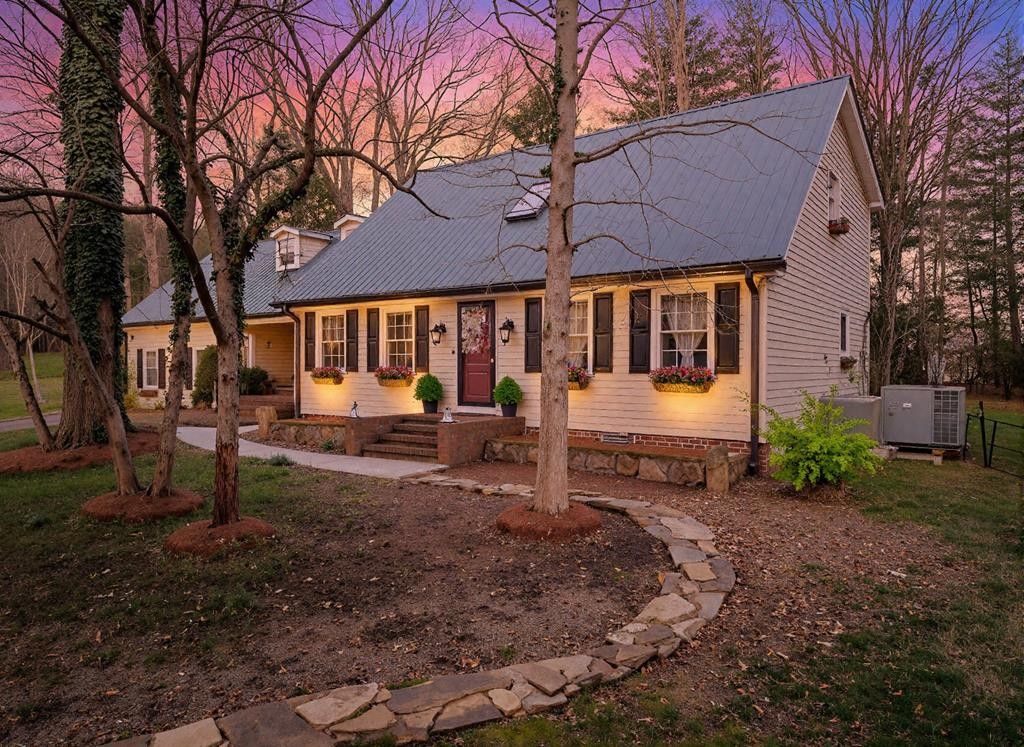 1439 Thomas Cir, Cookeville, TN 38506