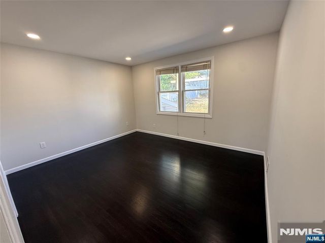 627 Mola Boulevard, Elmwood Park, NJ 07407