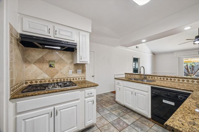 3305 Churchill Street, Pearland, TX 77581