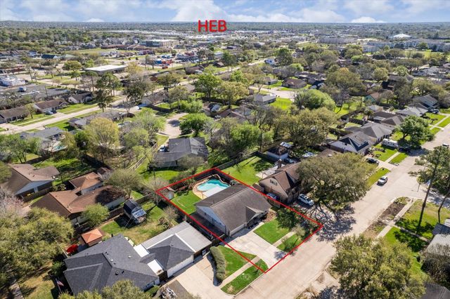 3305 Churchill Street, Pearland, TX 77581