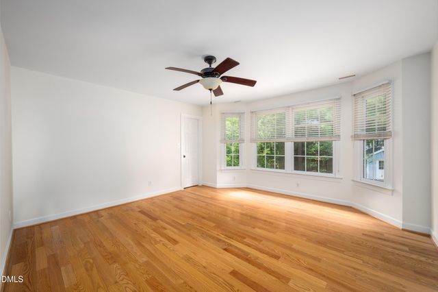 407 Maple Creek Court, Apex, NC 27502
