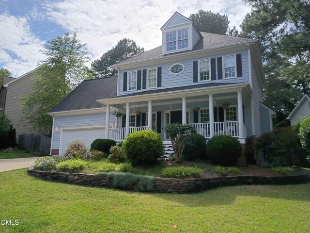 407 Maple Creek Court, Apex, NC 27502