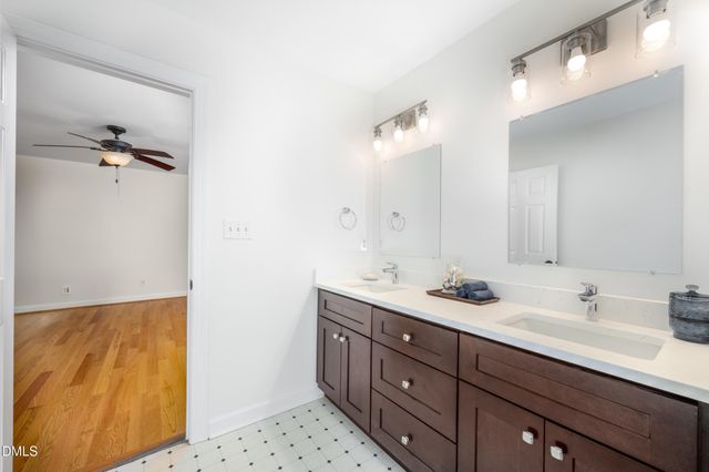 407 Maple Creek Court, Apex, NC 27502