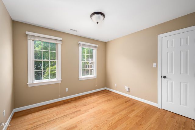407 Maple Creek Court, Apex, NC 27502