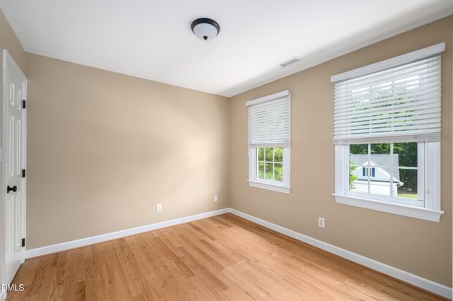 407 Maple Creek Court, Apex, NC 27502