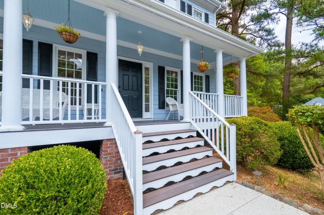 407 Maple Creek Court, Apex, NC 27502