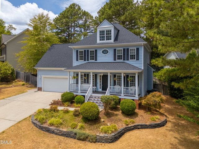 407 Maple Creek Court, Apex, NC 27502