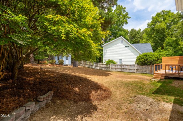 407 Maple Creek Court, Apex, NC 27502