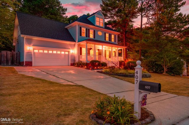 407 Maple Creek Court, Apex, NC 27502