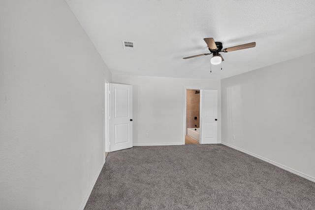 1004 Parker Street, Fort Worth, TX 76112