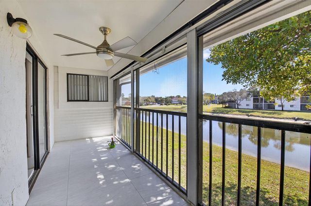 15453 Lakes Of Delray Boulevard 204, Delray Beach, FL 33484
