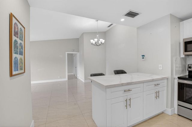 15453 Lakes Of Delray Boulevard 204, Delray Beach, FL 33484