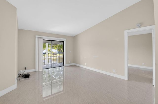 15453 Lakes Of Delray Boulevard 204, Delray Beach, FL 33484
