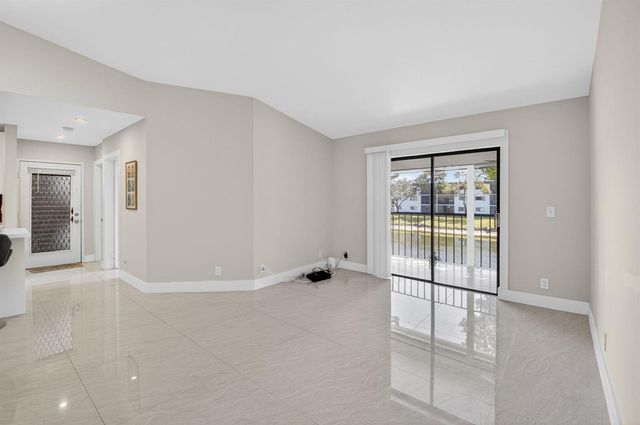 15453 Lakes Of Delray Boulevard 204, Delray Beach, FL 33484