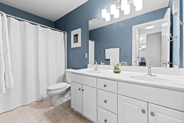 8423 Daventry Court, Powell, OH 43065
