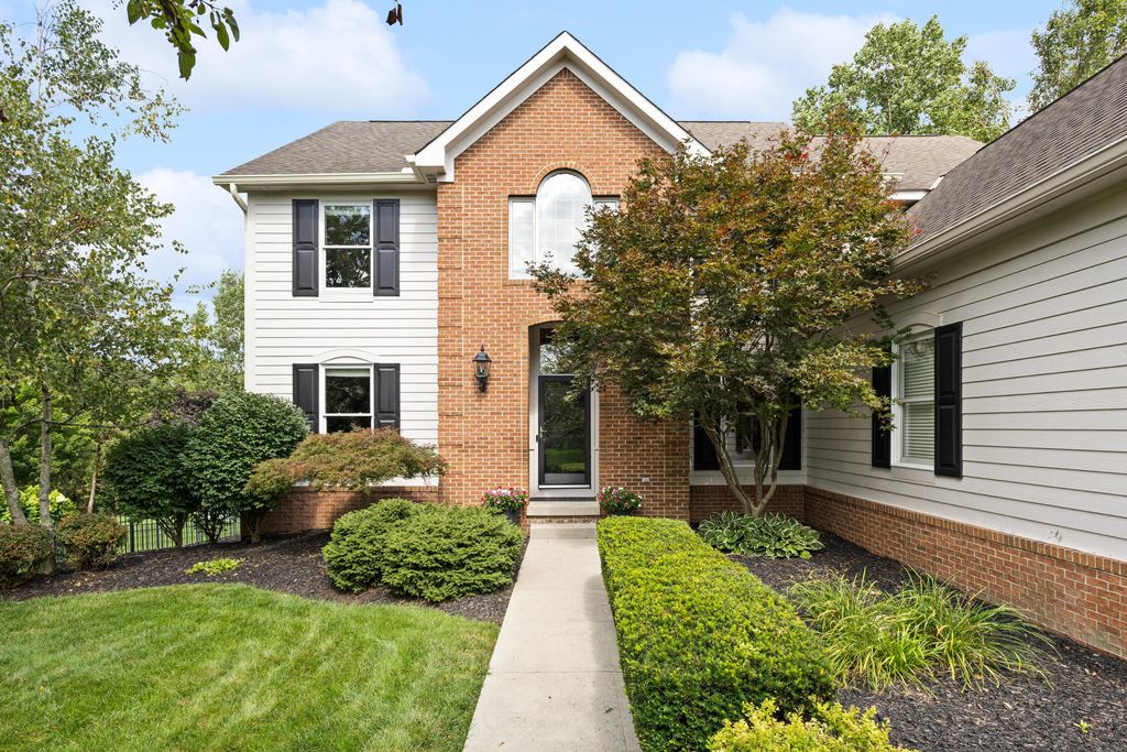 8423 Daventry Court, Powell, OH 43065