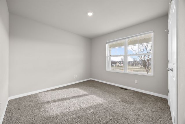 701 Prairie View Drive, West Branch, IA 52358