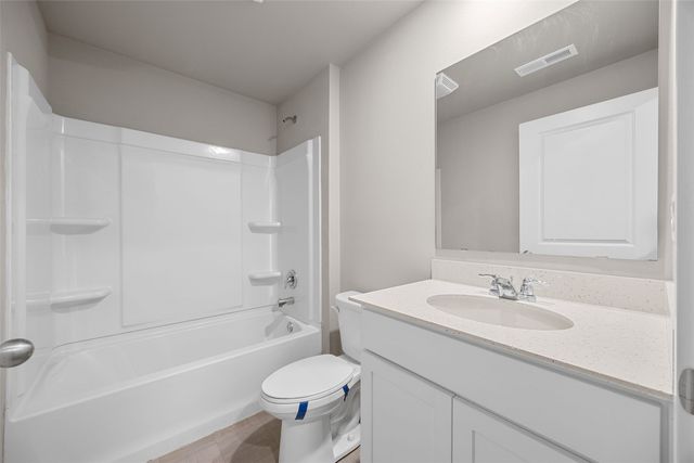 701 Prairie View Drive, West Branch, IA 52358