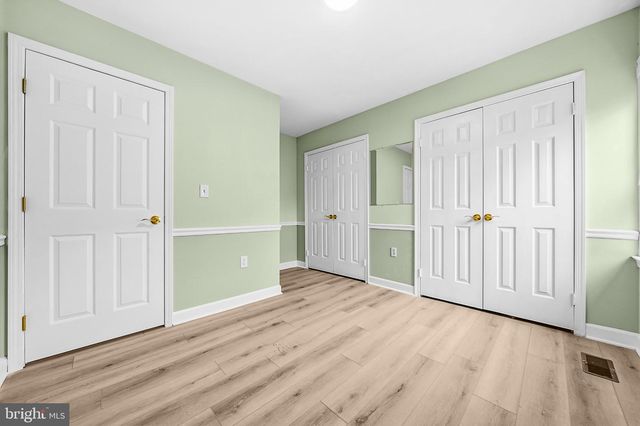 3050 FEDERAL HILL DR, Falls Church, VA 22044