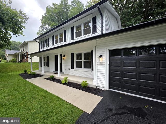 9137 ROCKEFELLER LN, Springfield, VA 22153