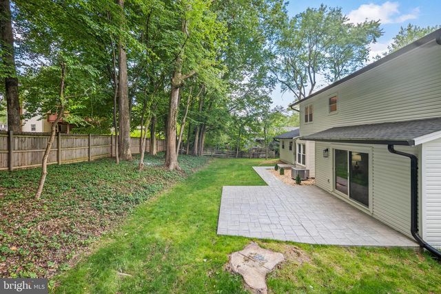 9137 ROCKEFELLER LN, Springfield, VA 22153