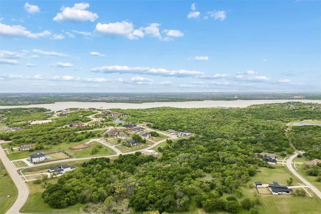 2466 Creekwood Drive, Cedar Hill, TX 75104