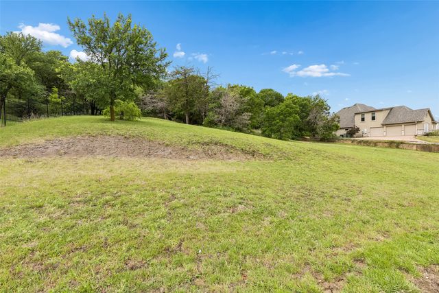 2466 Creekwood Drive, Cedar Hill, TX 75104