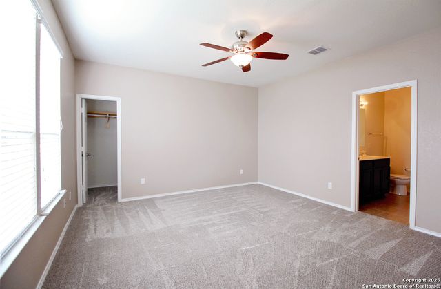 154 Hidden Knoll, Selma, TX 78154