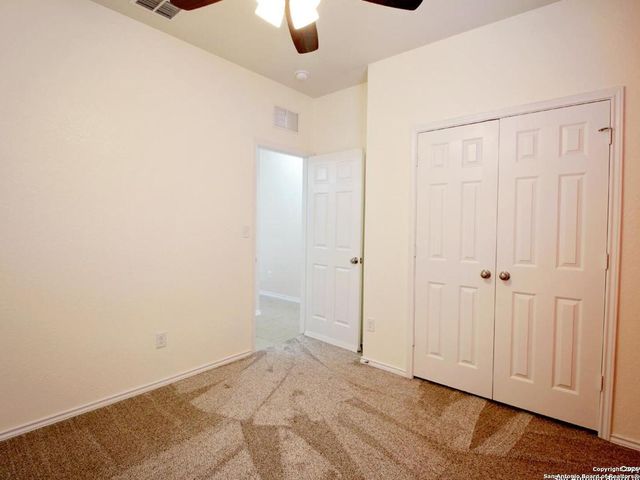 154 Hidden Knoll, Selma, TX 78154