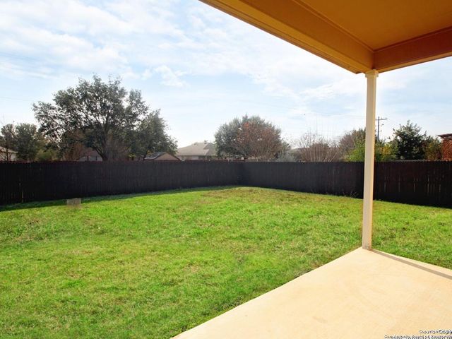 154 Hidden Knoll, Selma, TX 78154