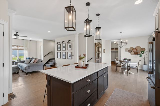 1194 89th Street, West Des Moines, IA 50266