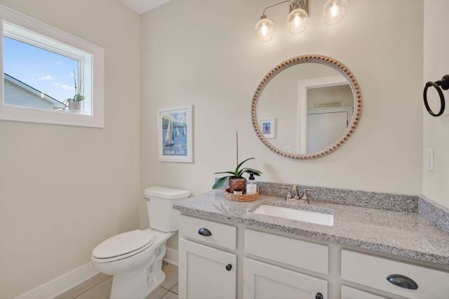 1194 89th Street, West Des Moines, IA 50266