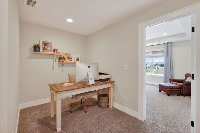 1194 89th Street, West Des Moines, IA 50266