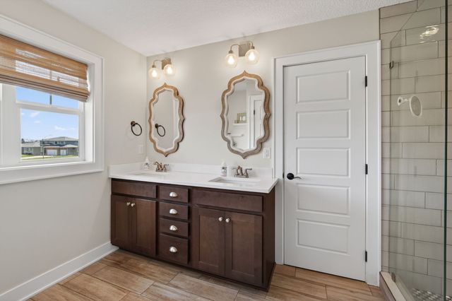 1194 89th Street, West Des Moines, IA 50266