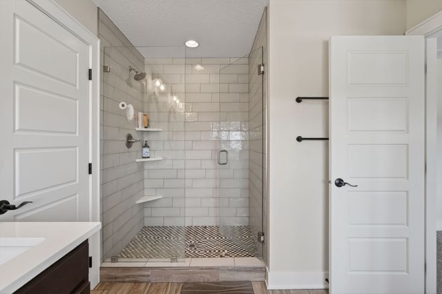 1194 89th Street, West Des Moines, IA 50266