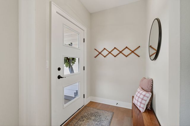 1194 89th Street, West Des Moines, IA 50266