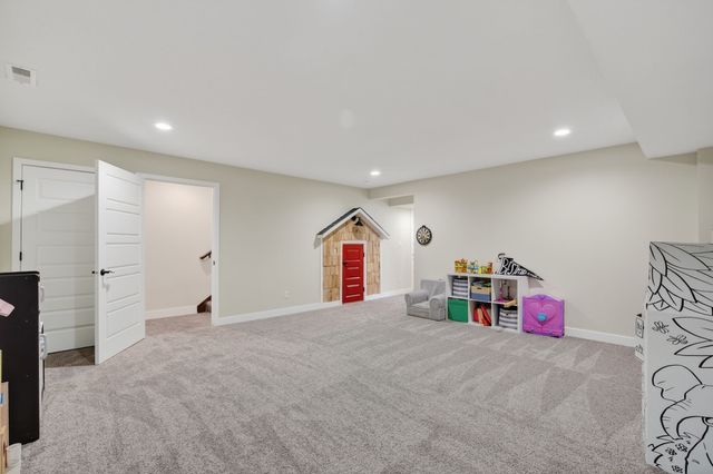 1194 89th Street, West Des Moines, IA 50266